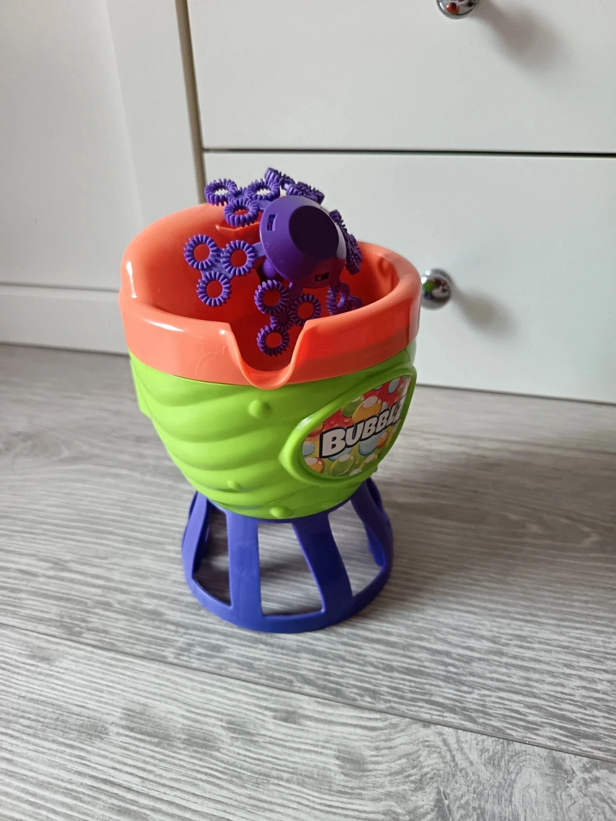 Machine à bulles action